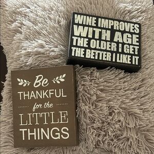Rustic Be Thankful & Wine Improves Decorative Plaques - Brown & Black